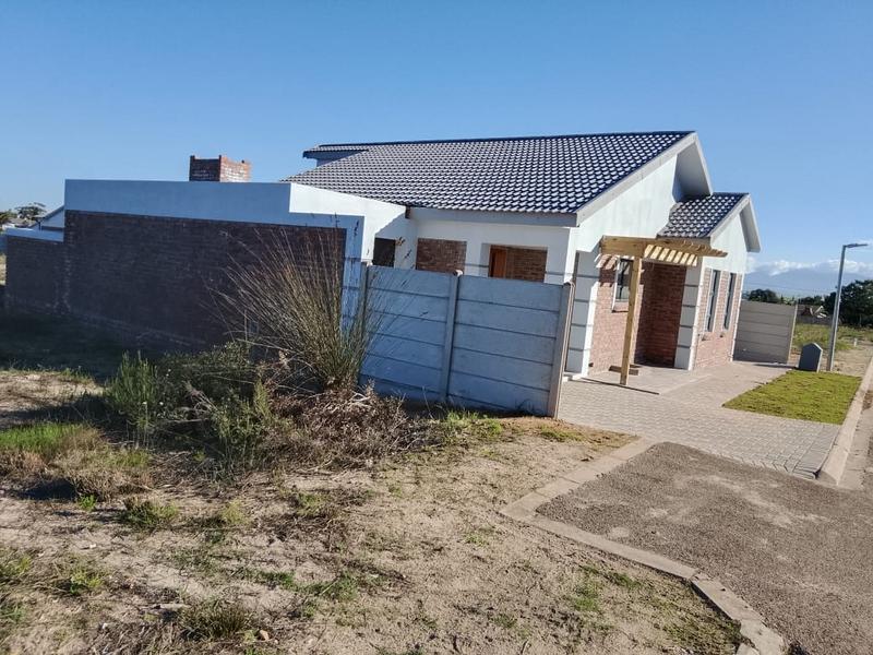 3 Bedroom Property for Sale in Albertinia Western Cape
